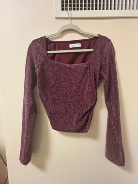 Velvet Heart Plum Shimmer Long-Sleeve Scoop Neck Scrunch Top